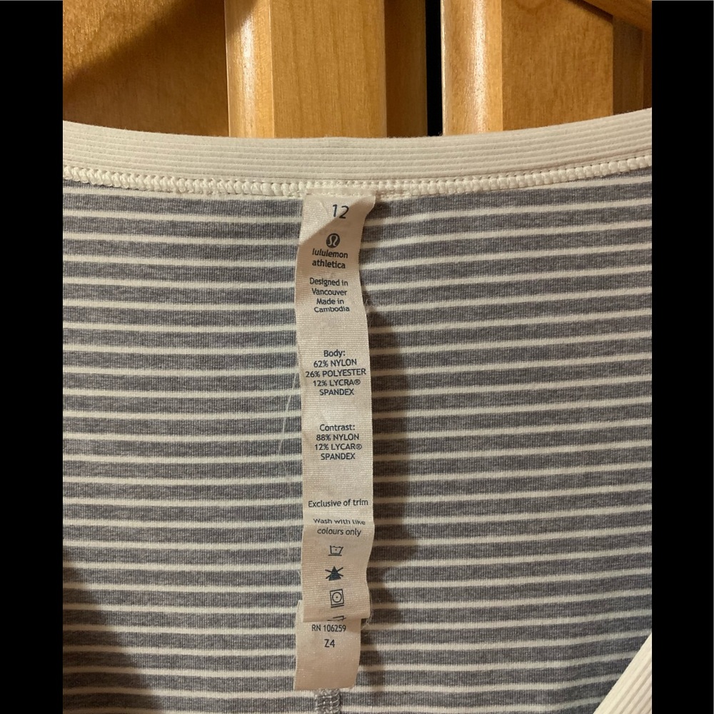 Lululemon Long Sleeve Top - Picture 4 of 10